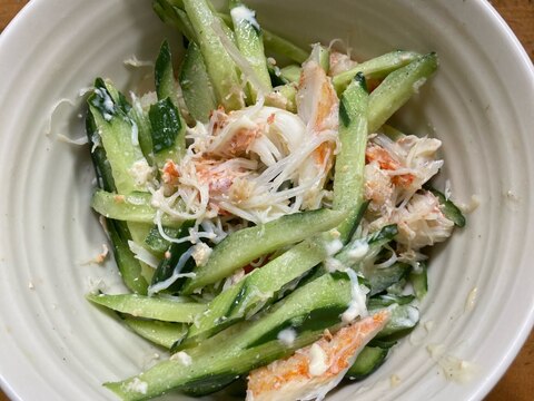 カニと胡瓜のマヨ和え♡